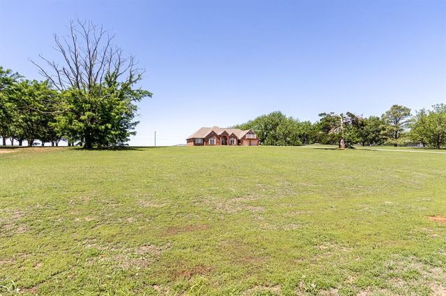 420 Living Springs Trail, Washington, OK 73093