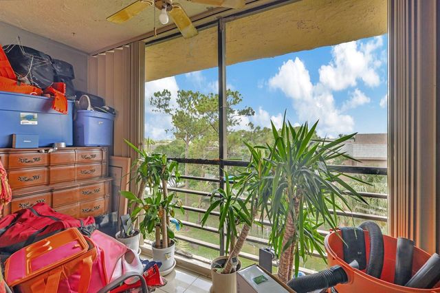 4700 W Lucerne Lakes Boulevard W 507, Lake Worth, FL 33467