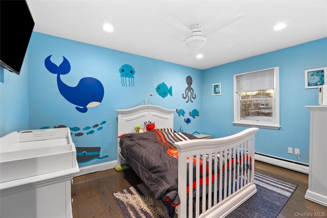 21 Rawlings Drive, Melville, NY 11747