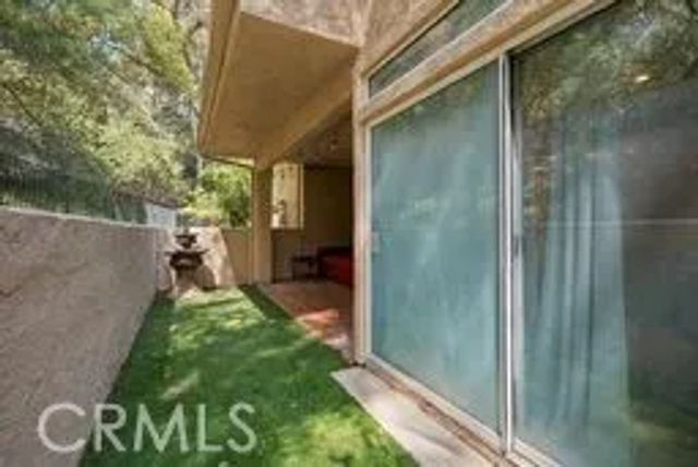 23930 Arroyo Park, Valencia, CA 91355