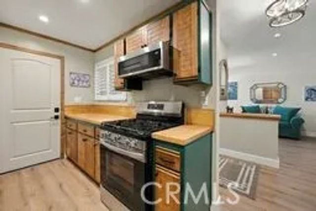 23930 Arroyo Park, Valencia, CA 91355