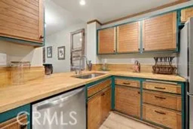 23930 Arroyo Park, Valencia, CA 91355