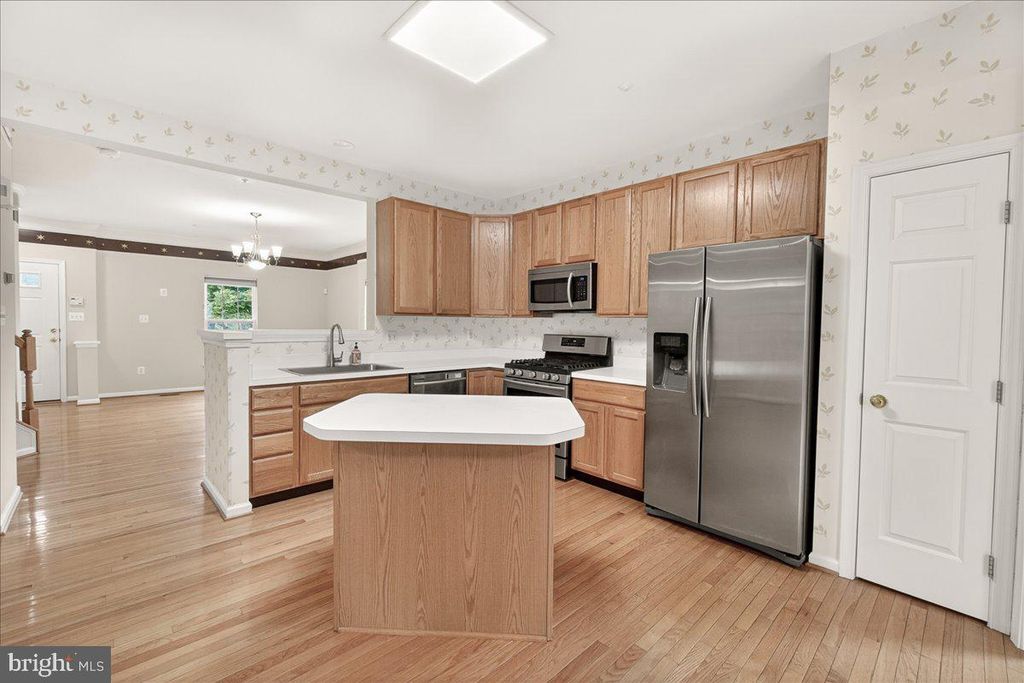 Image 10 of property listing at 1740 DERRS SQ E, Frederick, MD 21701