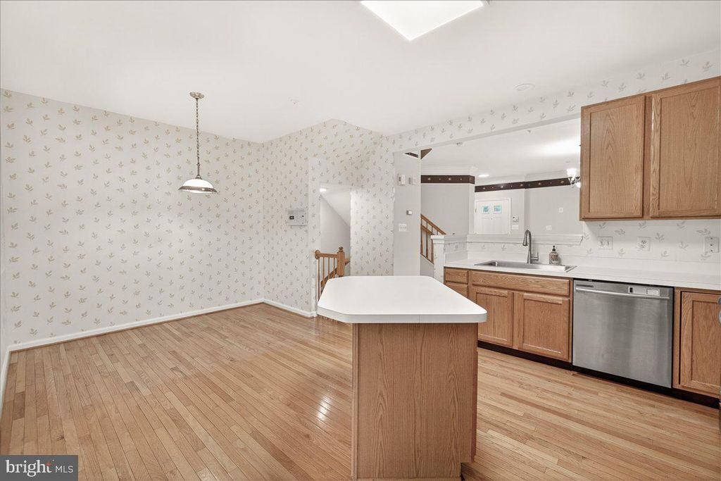 Image 11 of property listing at 1740 DERRS SQ E, Frederick, MD 21701