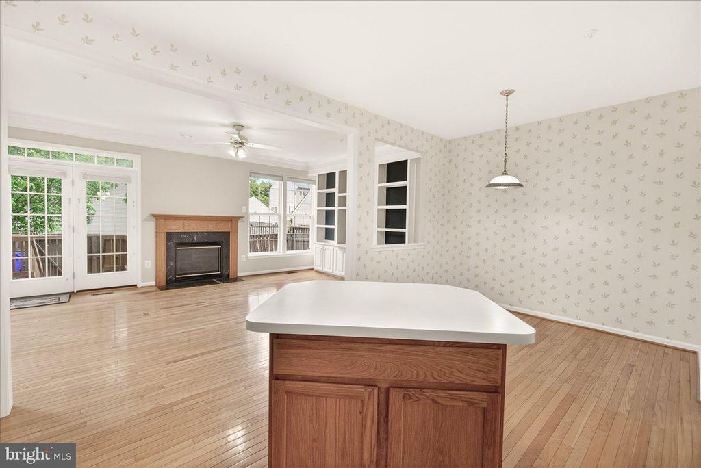 Image 12 of property listing at 1740 DERRS SQ E, Frederick, MD 21701