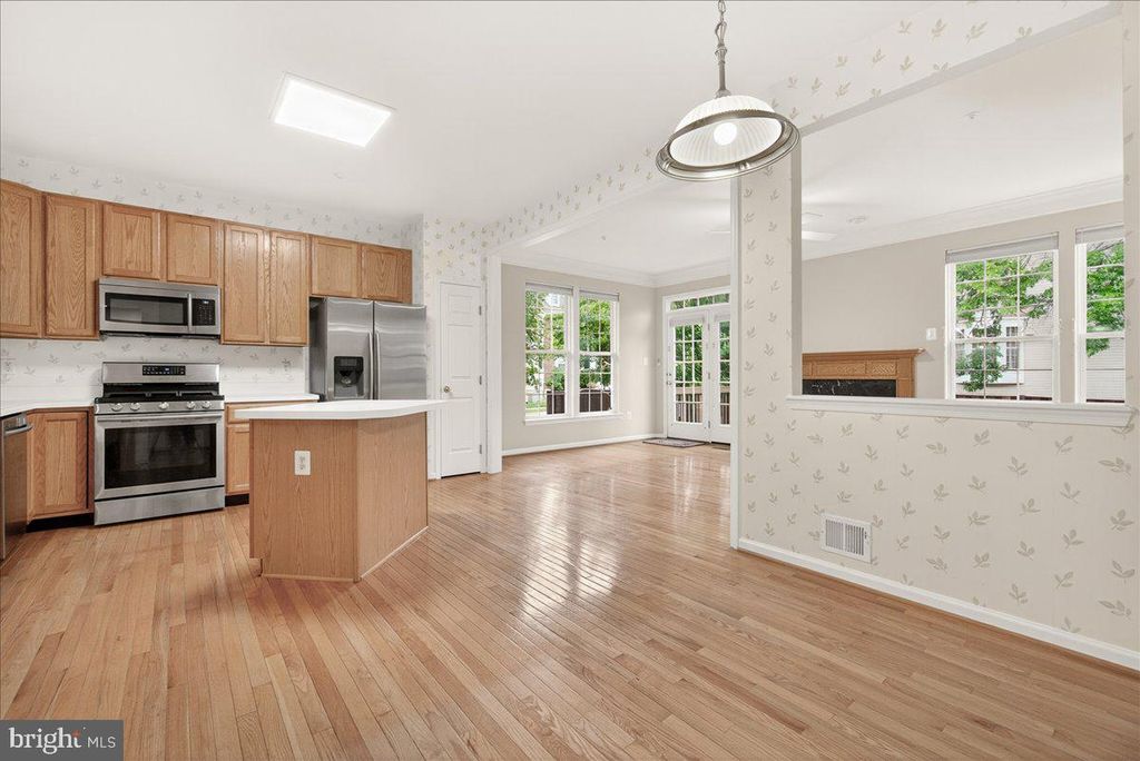 Image 16 of property listing at 1740 DERRS SQ E, Frederick, MD 21701