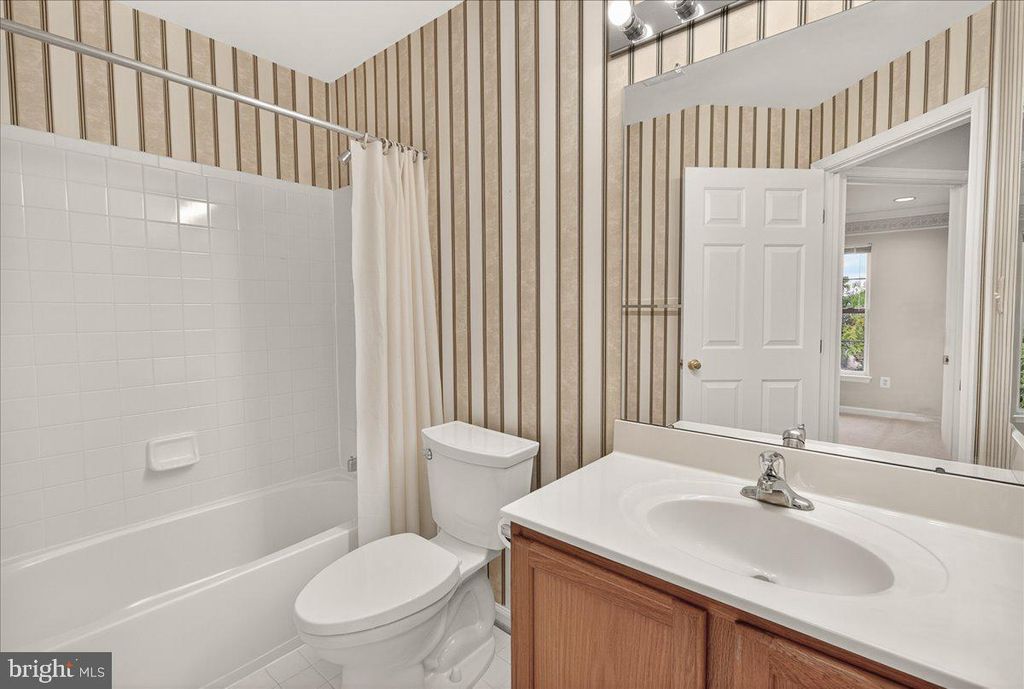 Image 26 of property listing at 1740 DERRS SQ E, Frederick, MD 21701