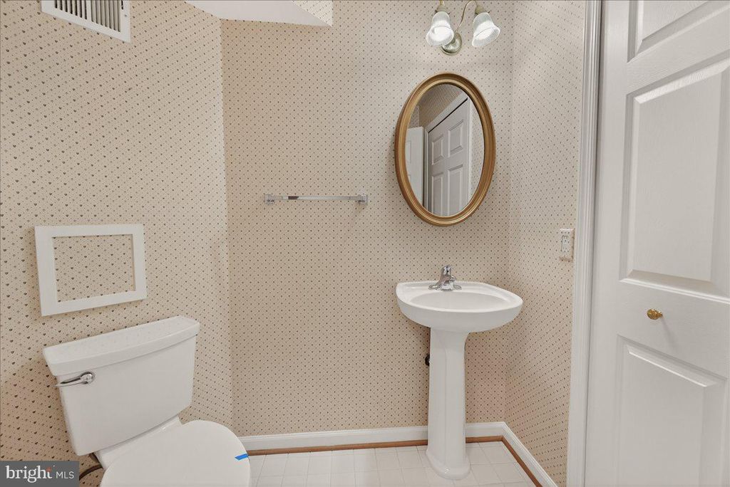 Image 30 of property listing at 1740 DERRS SQ E, Frederick, MD 21701