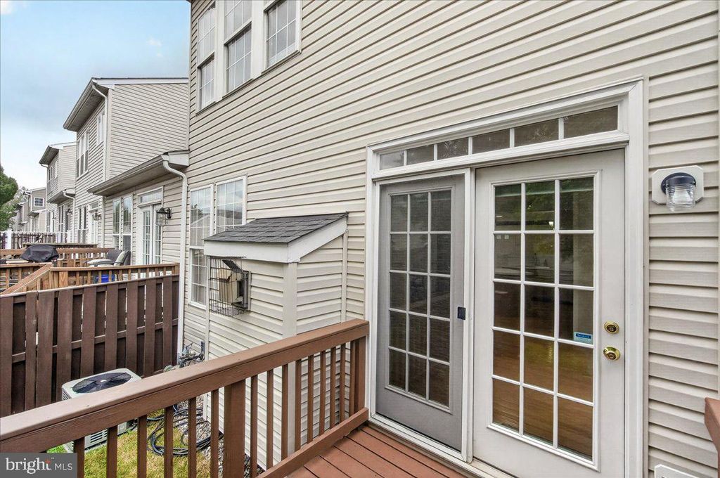 Image 37 of property listing at 1740 DERRS SQ E, Frederick, MD 21701