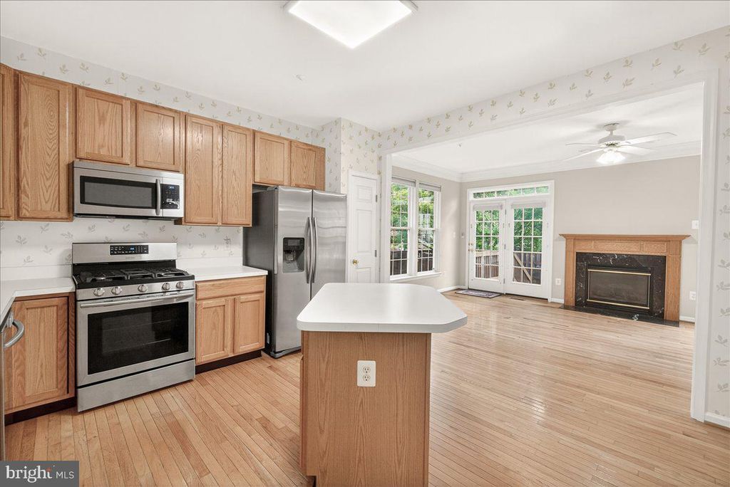 Image 8 of property listing at 1740 DERRS SQ E, Frederick, MD 21701
