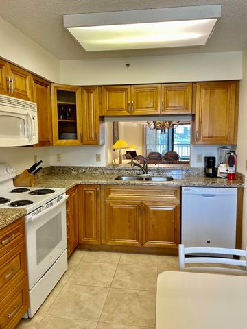 14476 Amberly Lane 208, Delray Beach, FL 33446