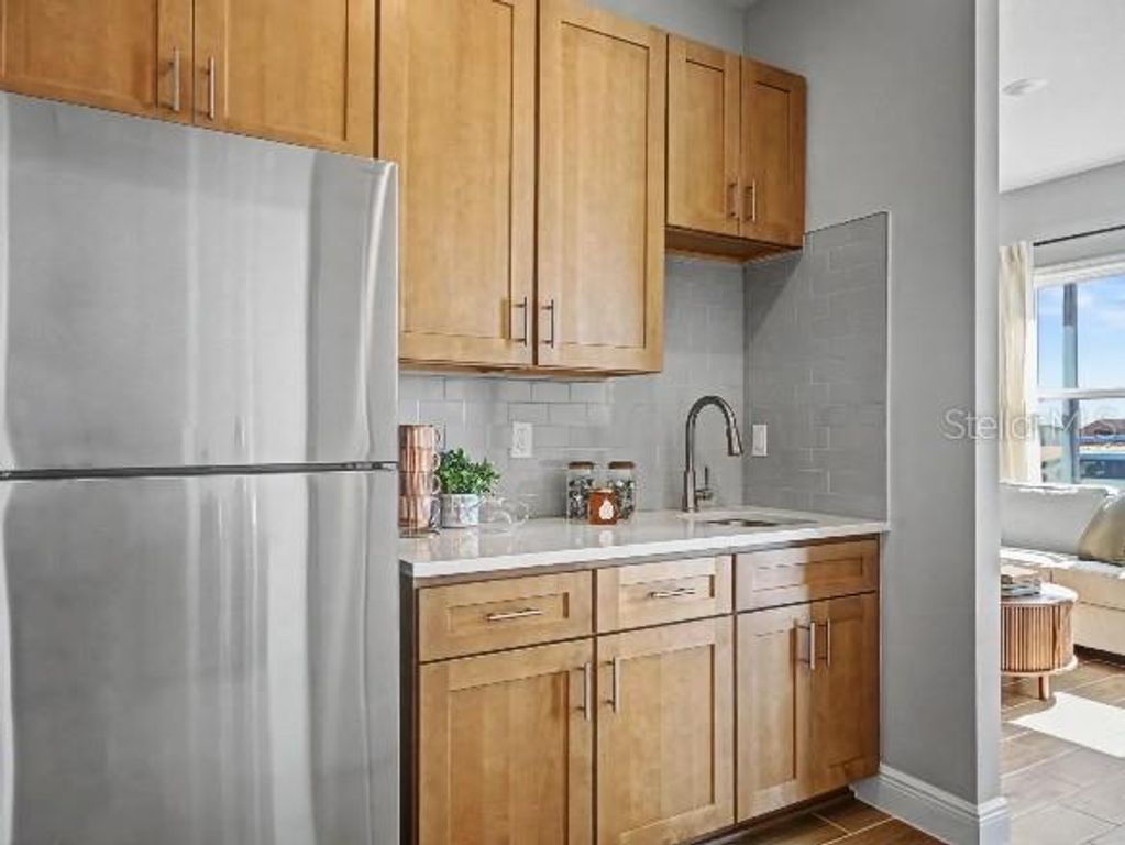 Image 7 of property listing at 600 BROADOAK DRIVE, Dundee, FL 33838