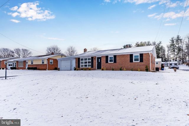 811 W KELLER ST, Mechanicsburg, PA 17055