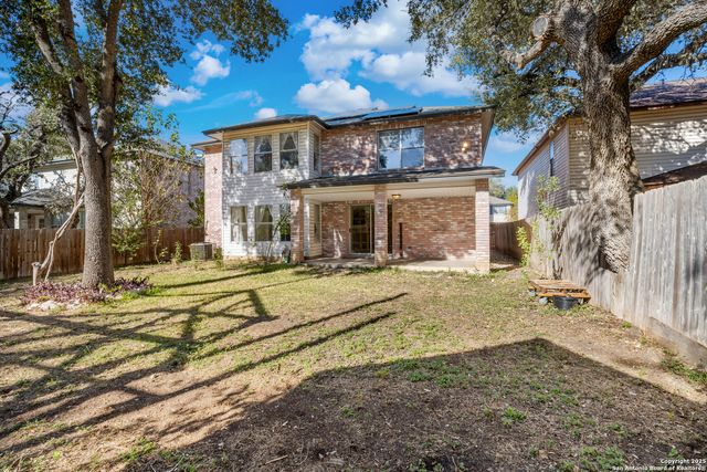 6430 Maverick Trail Dr, San Antonio, TX 78240