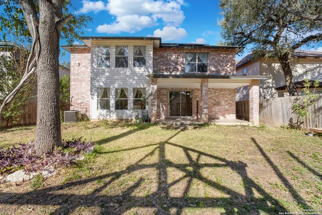 6430 Maverick Trail Dr, San Antonio, TX 78240