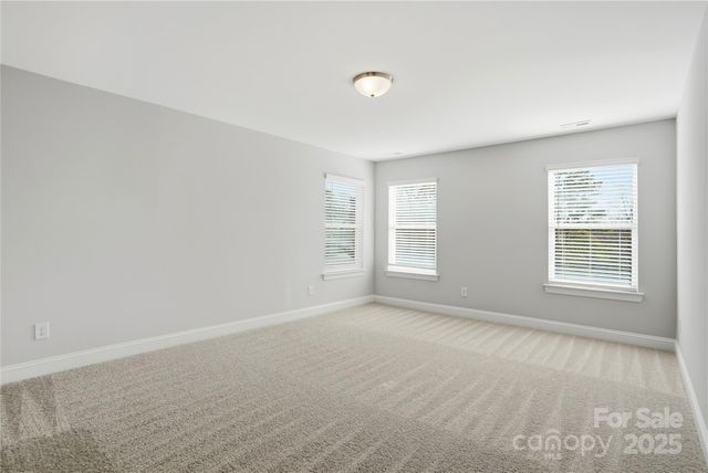 6027 Veld Court, Charlotte, NC 28215