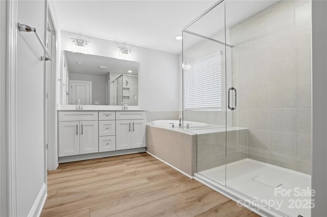 6027 Veld Court, Charlotte, NC 28215