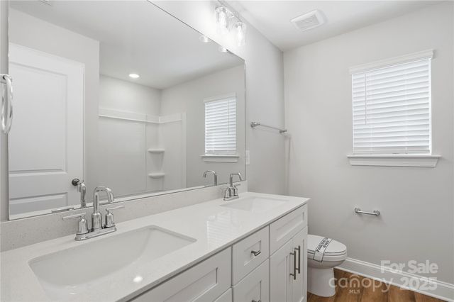 6027 Veld Court, Charlotte, NC 28215