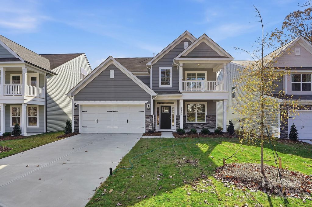 6027 Veld Court, Charlotte, NC 28215
