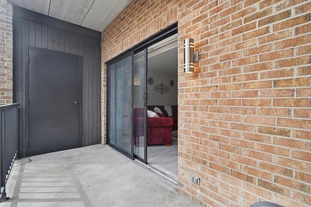 3004 Glenmore Avenue, Cincinnati, OH 45238