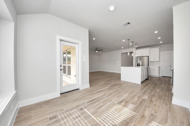 207 Orchard Laurel Drive, Alvin, TX 77511