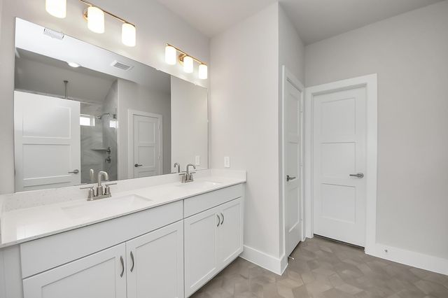 207 Orchard Laurel Drive, Alvin, TX 77511