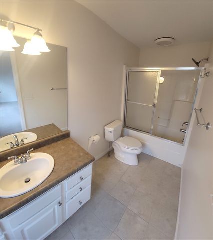 523 E Vanderbilt Drive, Adams Twp, PA 16046