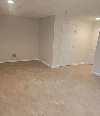 523 E Vanderbilt Drive, Adams Twp, PA 16046