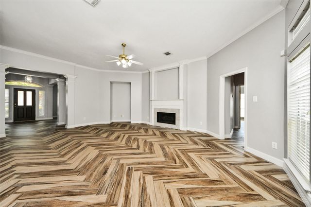 2622 Stonebury Lane, Sugar Land, TX 77479