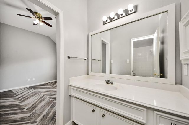 2622 Stonebury Lane, Sugar Land, TX 77479