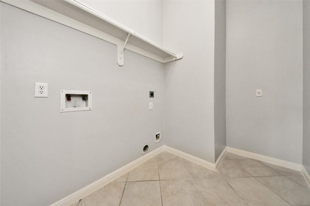 2622 Stonebury Lane, Sugar Land, TX 77479