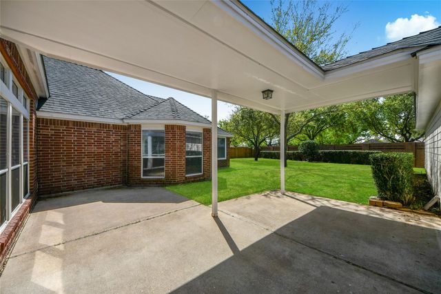 2622 Stonebury Lane, Sugar Land, TX 77479