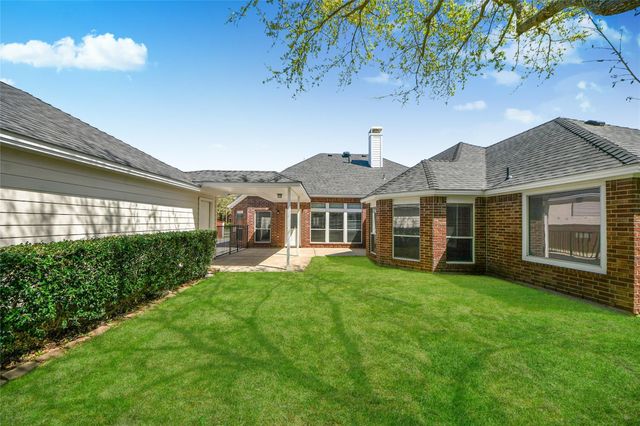 2622 Stonebury Lane, Sugar Land, TX 77479
