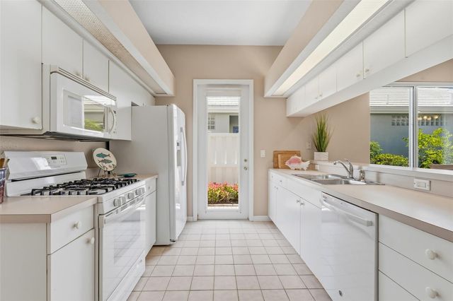 8752 52ND DRIVE E, Bradenton, FL 34211