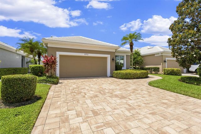8752 52ND DRIVE E, Bradenton, FL 34211