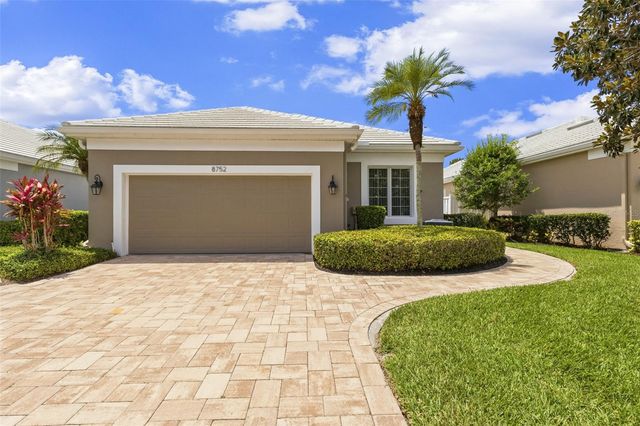 8752 52ND DRIVE E, Bradenton, FL 34211