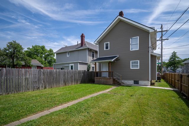 2464 Sullivant Avenue, Columbus, OH 43204