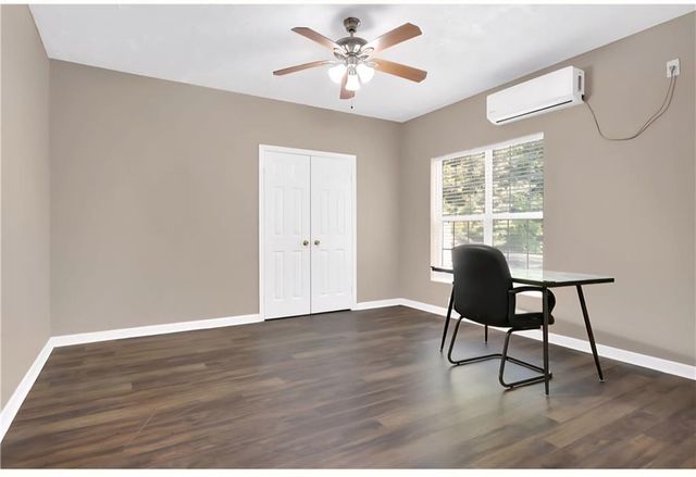 1403 Elderberry Run Cove, Lawrenceville, GA 30043