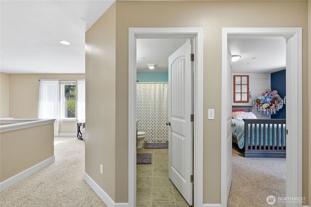 6110 Lakemont Lane, Bremerton, WA 98312