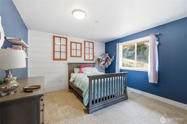 6110 Lakemont Lane, Bremerton, WA 98312