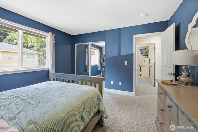 6110 Lakemont Lane, Bremerton, WA 98312