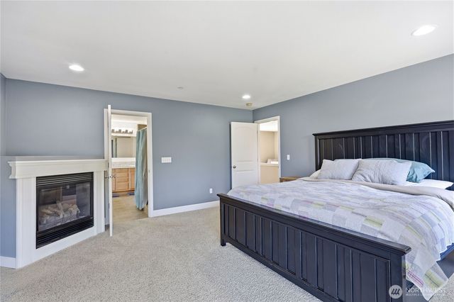 6110 Lakemont Lane, Bremerton, WA 98312