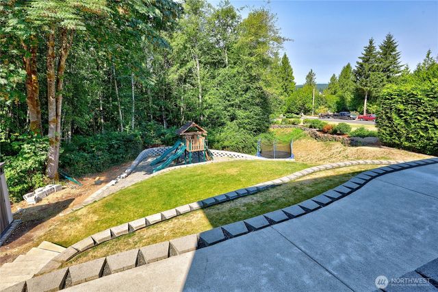 6110 Lakemont Lane, Bremerton, WA 98312