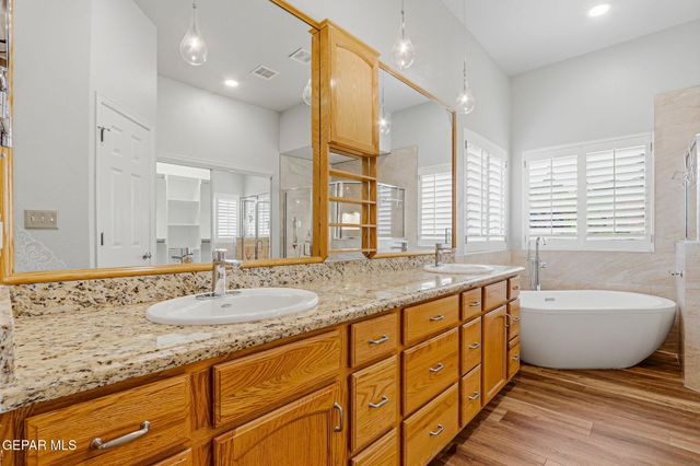 12917 FIRE FIGHTER Drive, El Paso, TX 79938