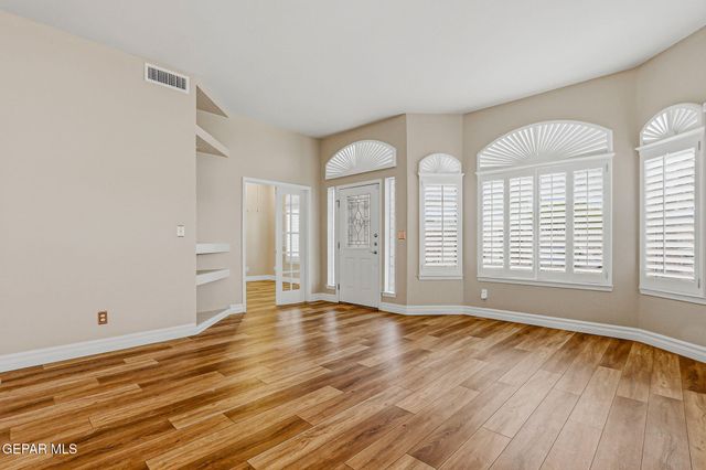 12917 FIRE FIGHTER Drive, El Paso, TX 79938