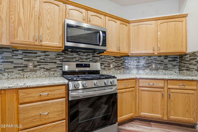 12917 FIRE FIGHTER Drive, El Paso, TX 79938