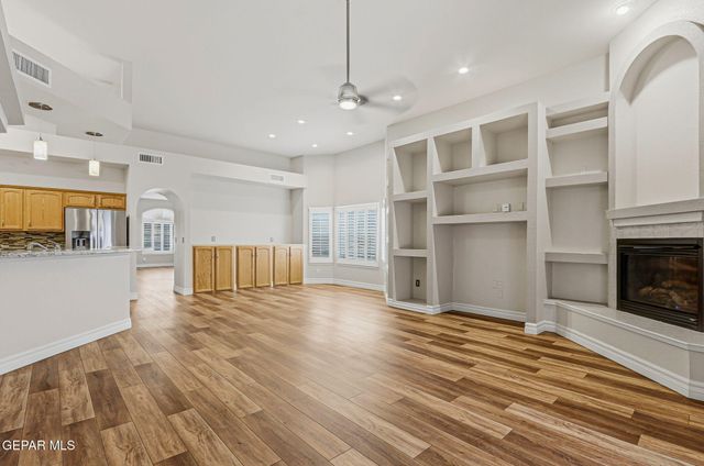 12917 FIRE FIGHTER Drive, El Paso, TX 79938