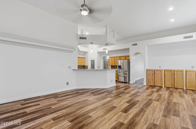 12917 FIRE FIGHTER Drive, El Paso, TX 79938