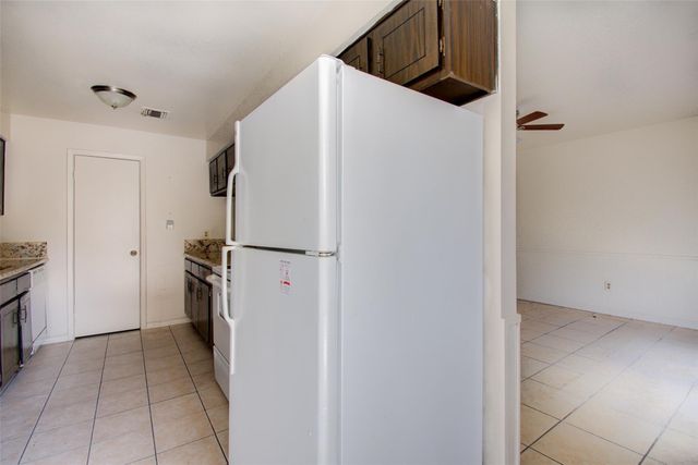4124 Belle Park Drive E, Houston, TX 77072
