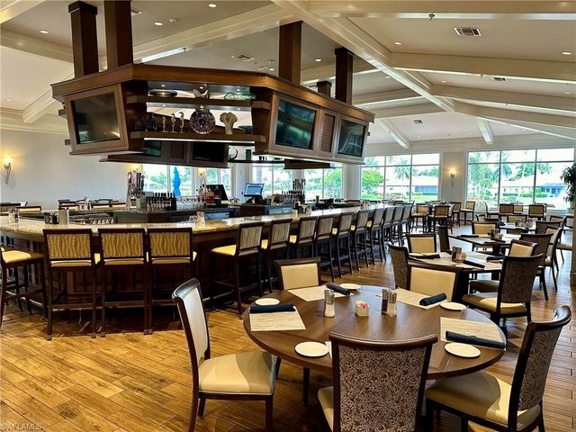 9110 Southmont CV 101, Fort Myers, FL 33908